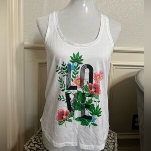NWT Victoria’s Secrets “LOVE” Tank Size S